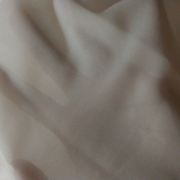 Monteau Key Hole Silky Lined Shell Top Ivory Sleeveless Blouse Size L - Picture 7 of 8